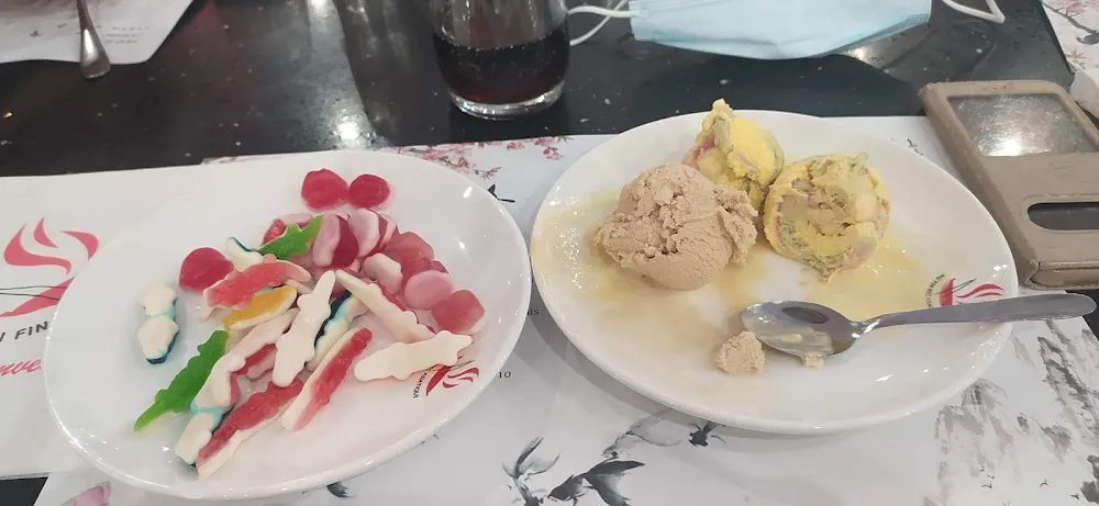 Glace Tutti Frutuiet Bonbon